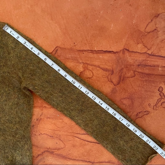 LL Bean V-neck Mohair Sweater, Women’s Medium - Picture 9 of 11